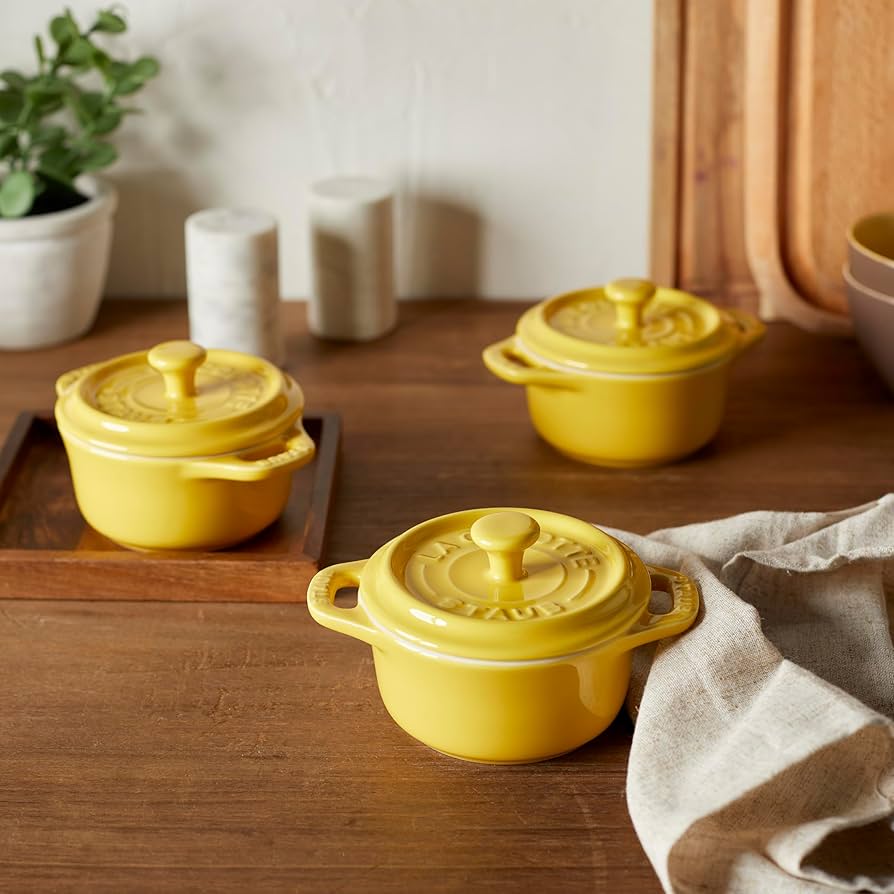 Amazon.com: STAUB Ceramic 3-pc Mini Round Cocotte Set, Citron