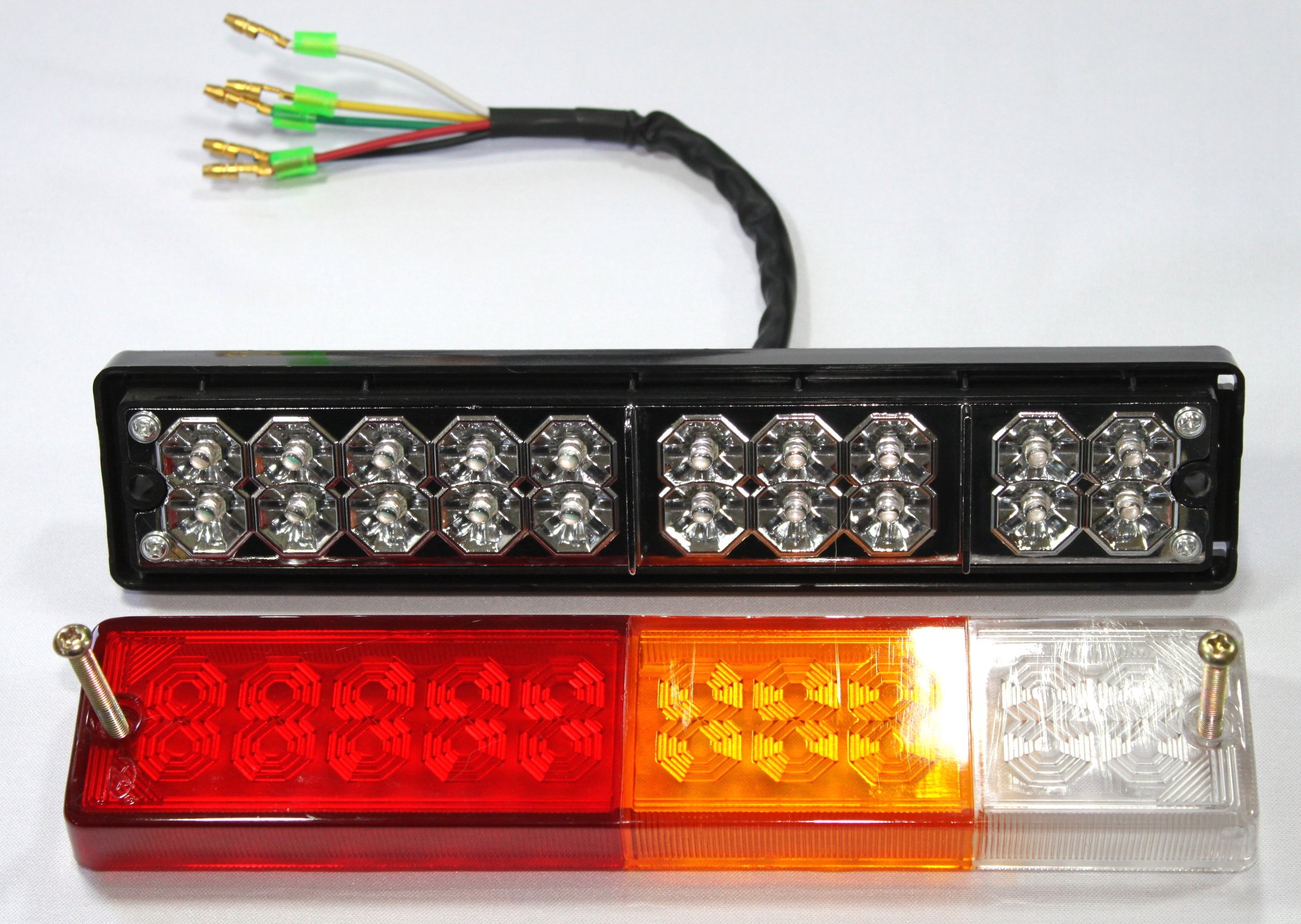 Amazon | 【DC12V用】LED テールランプ 左右 2個セット【本体サイズ