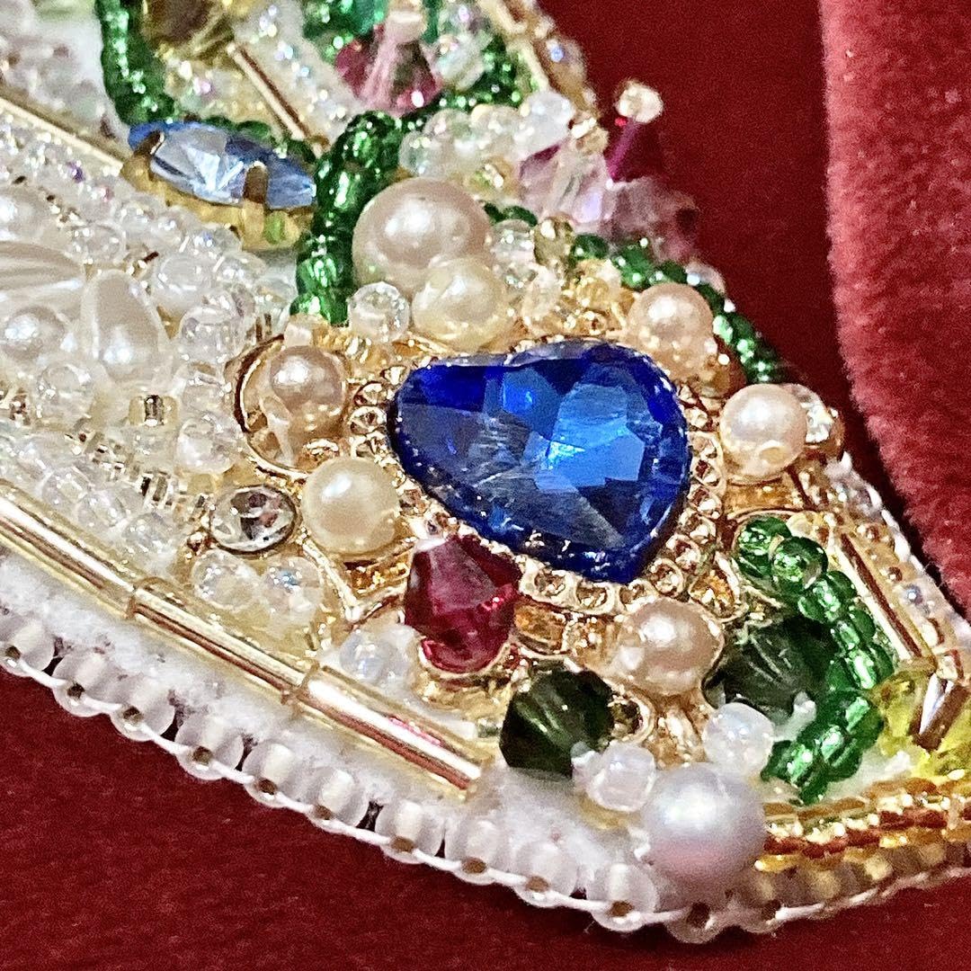 Amazon.co.jp: 213 推し活 ビーズ刺繍 アルファベット ブローチ バッグ