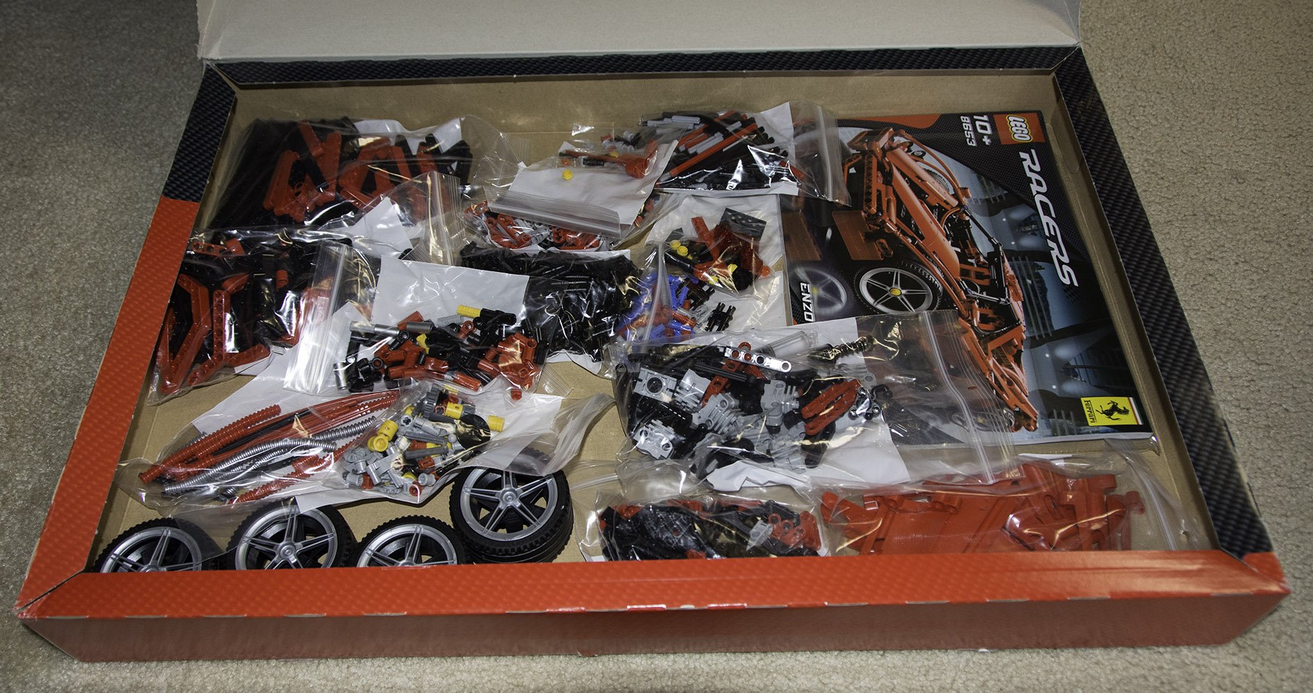 Amazon.co.jp: レゴ (LEGO) レーサー エンツオ・フェラーリ 1/10 8653