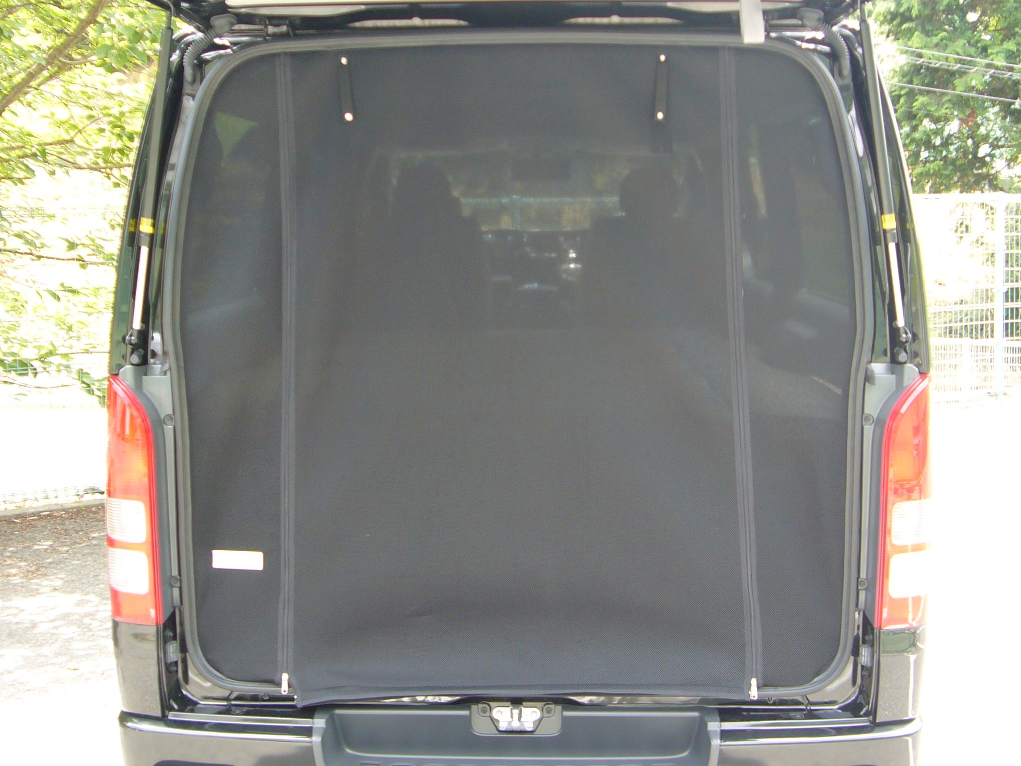 Amazon.co.jp: neru海 200系ハイエース 蚊帳（かや）ネット リア・標準