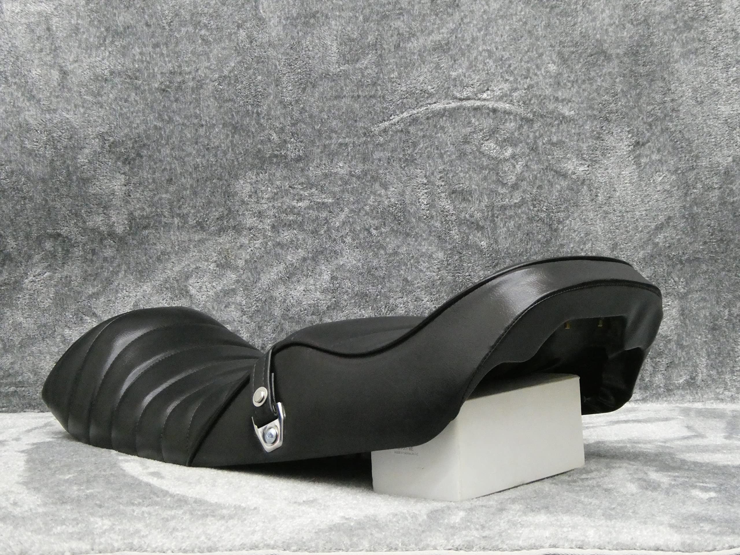 Amazon | タックロールシート 黒皮 (GSX400F / GSX400FS)/ ブラック