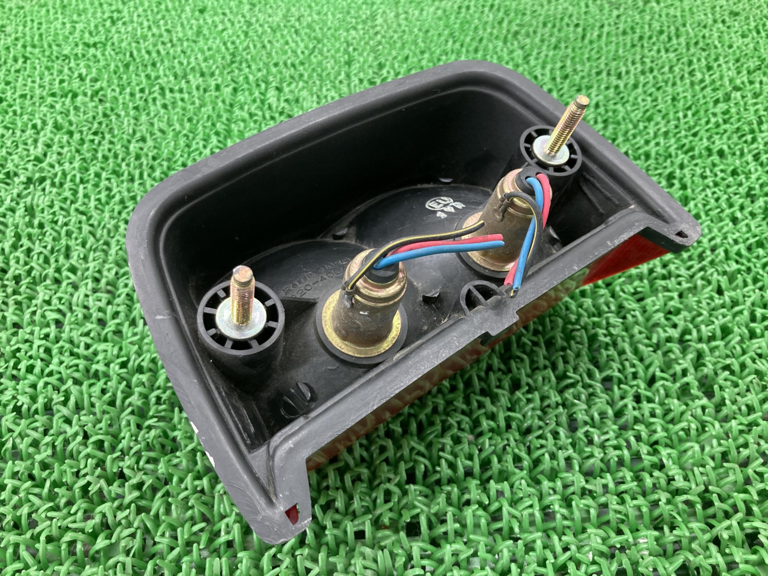 Amazon | カワサキ(Kawasaki)ゼファー400テールランプ220-40048純正