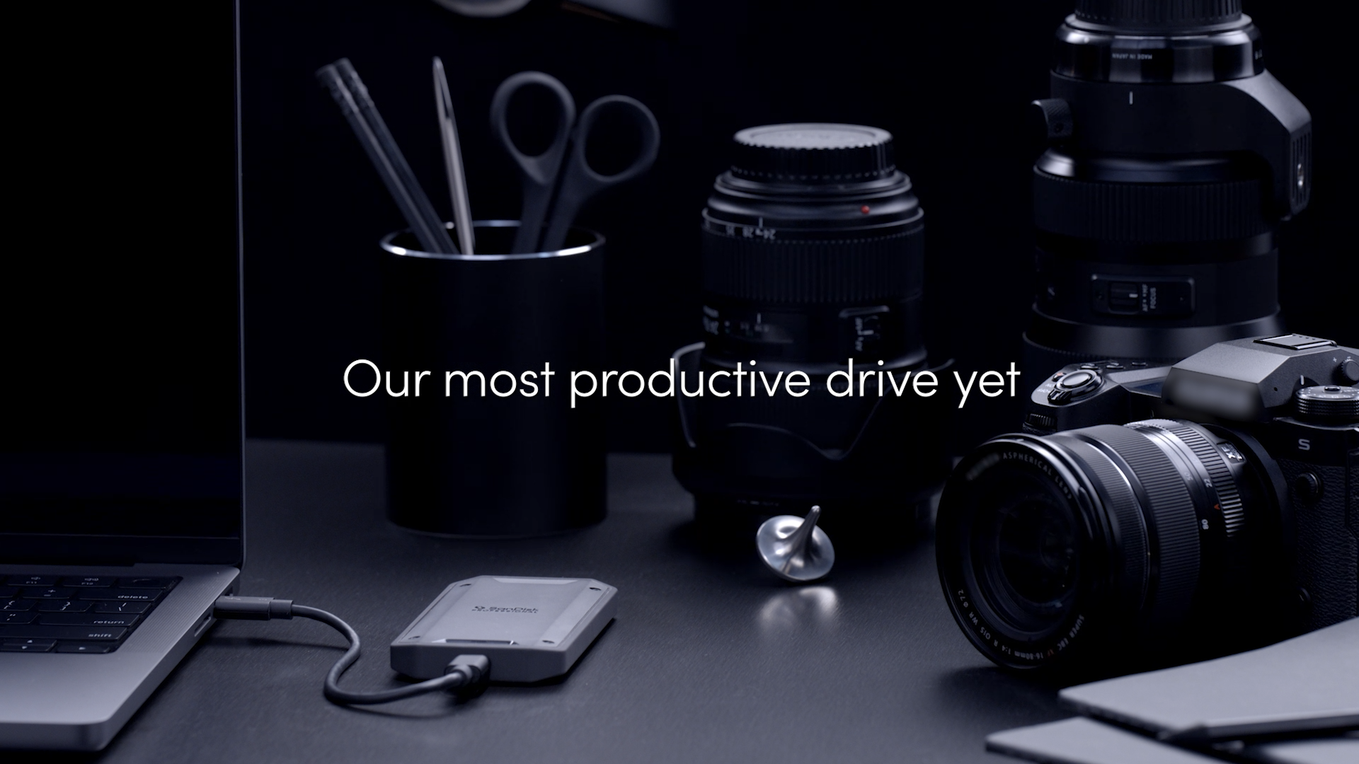 Amazon.com: SanDisk Professional 4TB PRO-G40 SSD - Up to 3000MB/s