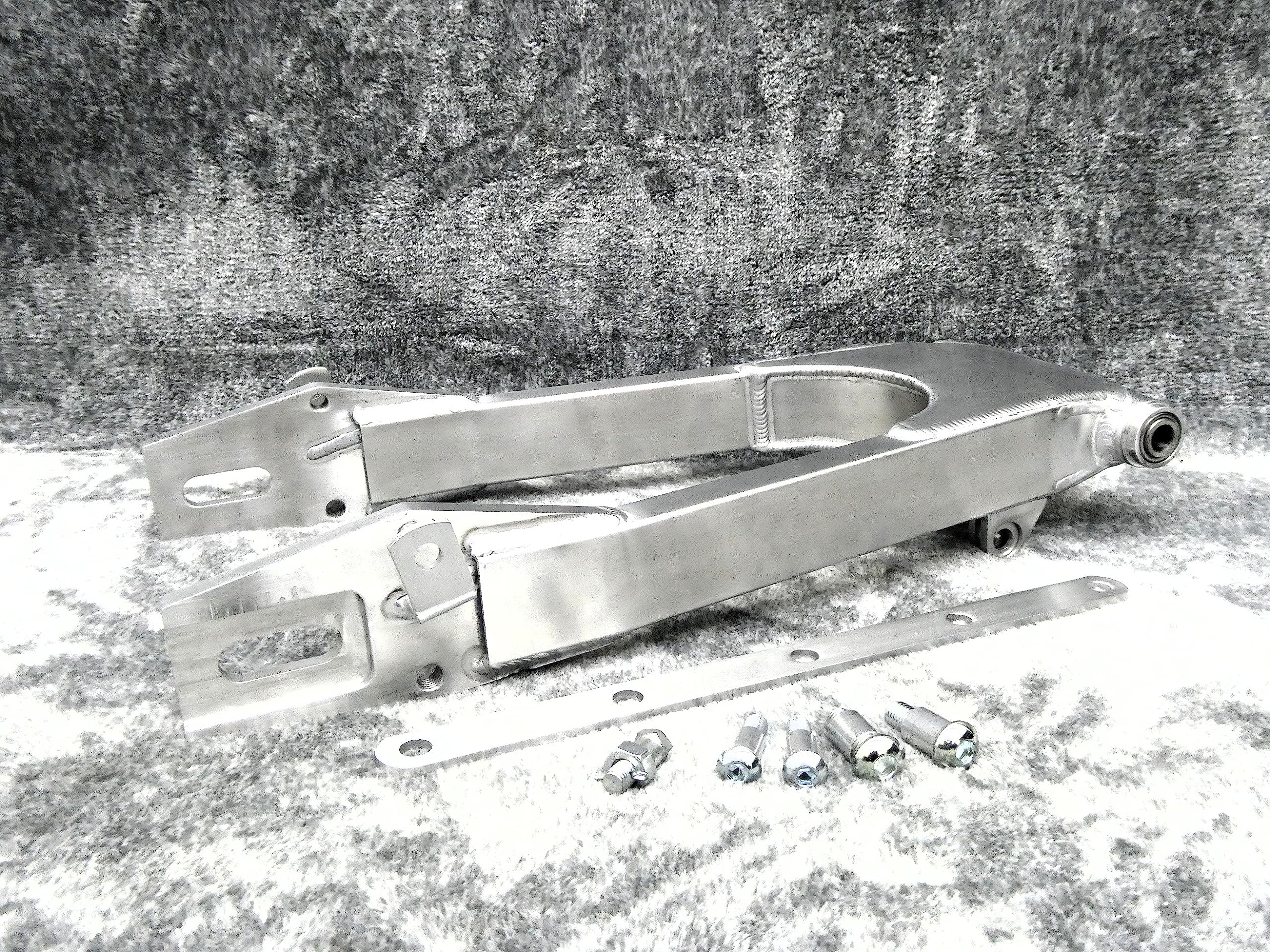 Amazon | GS400 アルミスイングアーム タイプ2 トルクロッド 付