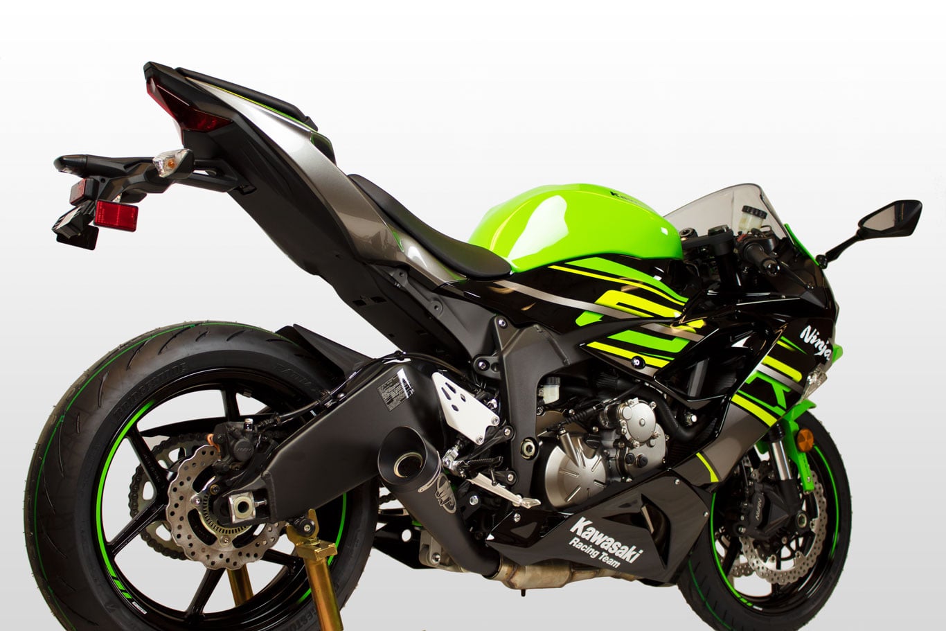 2009-2026 Kawasaki ZX-6R Slip-On GP19 Black – Shop M4 Exhaust