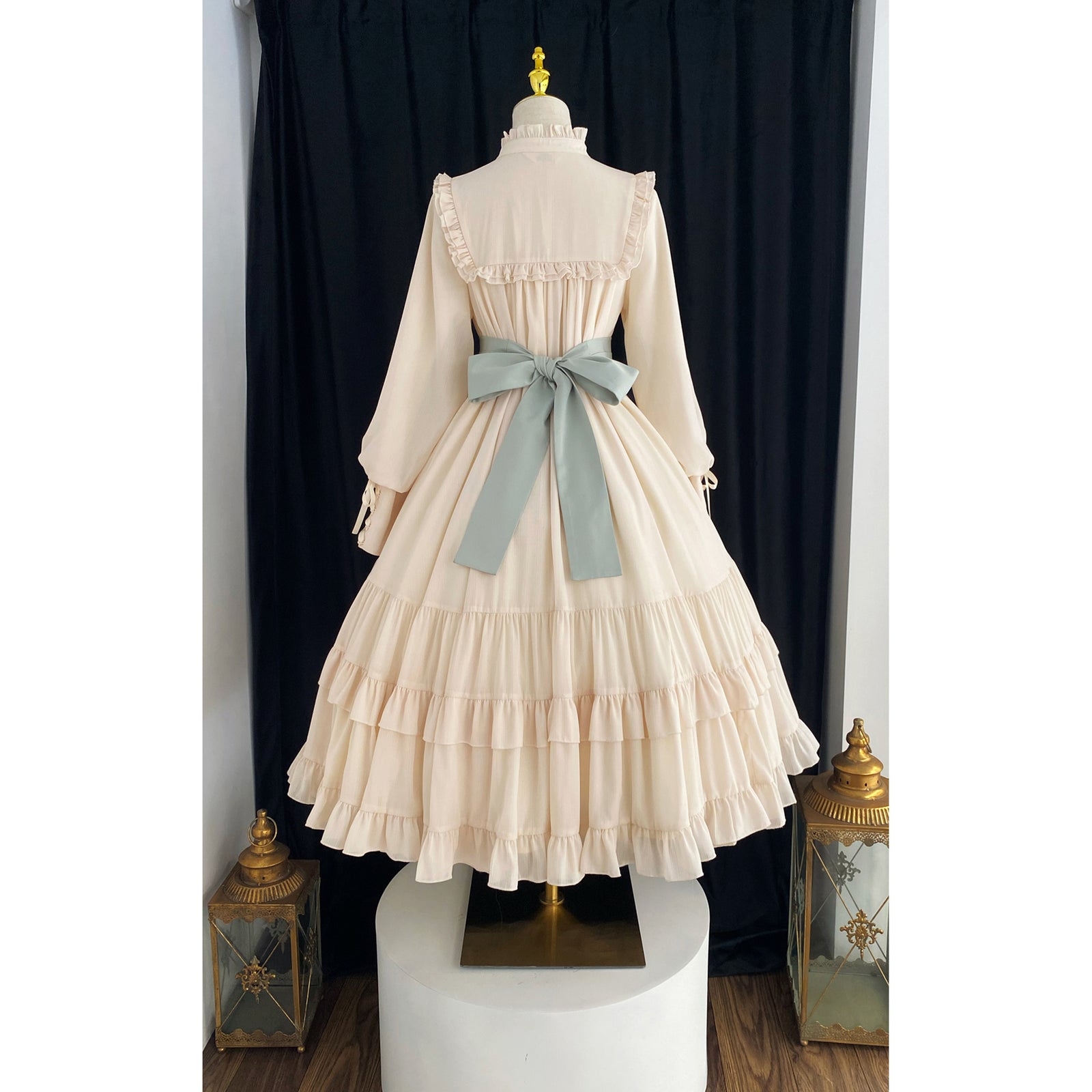 生成のお嬢様のクラシカルワンピース[2025年9月下旬-10月下旬発送予定