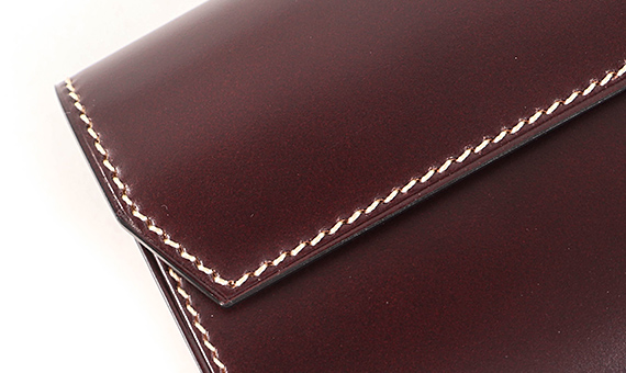 万双のコードバンレザーのアイテム