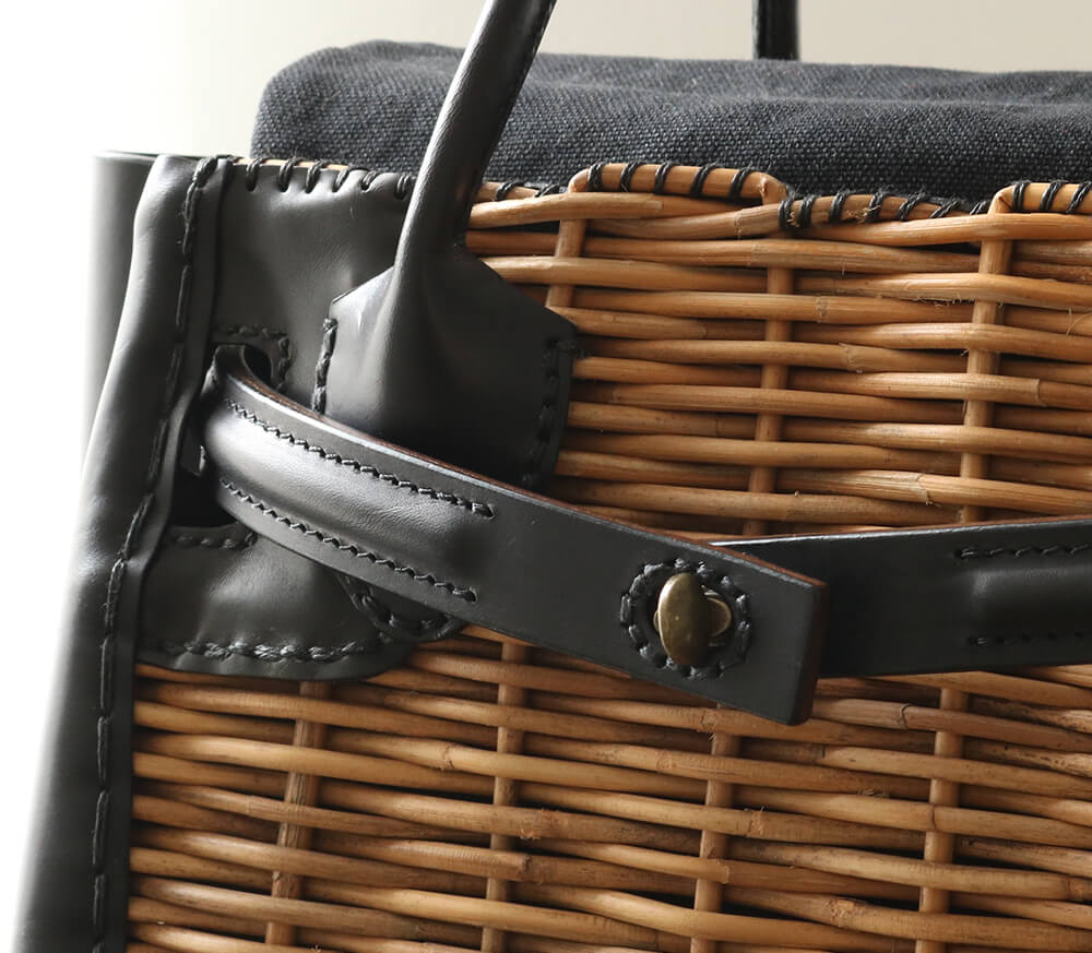 ebagos オイルショルダー・ベルトバッグトート型 BLACK（スタイリスト