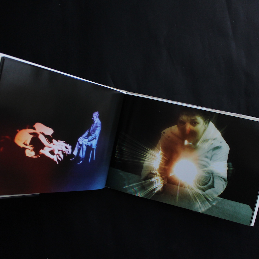 Lilly（Missing Leaflet） - 志賀 理江子 / Lieko Shiga