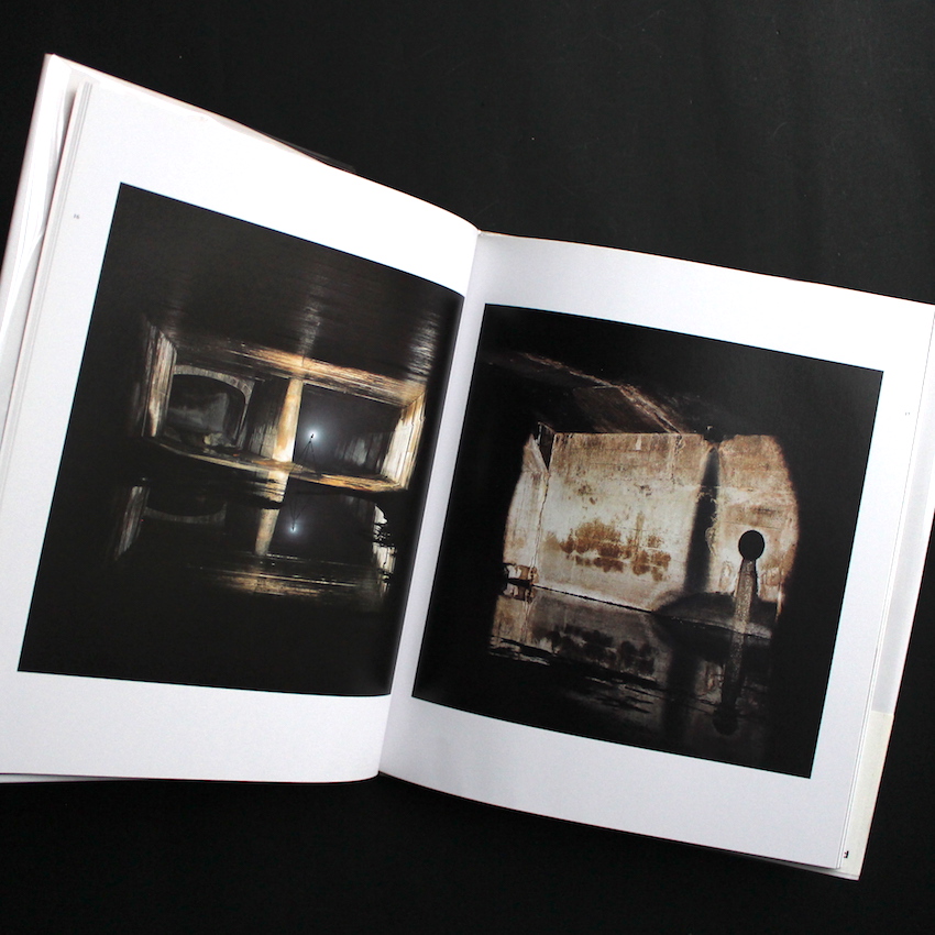 アンダーグラウンド / Underground（With OBI） - 畠山 直哉 / Naoya