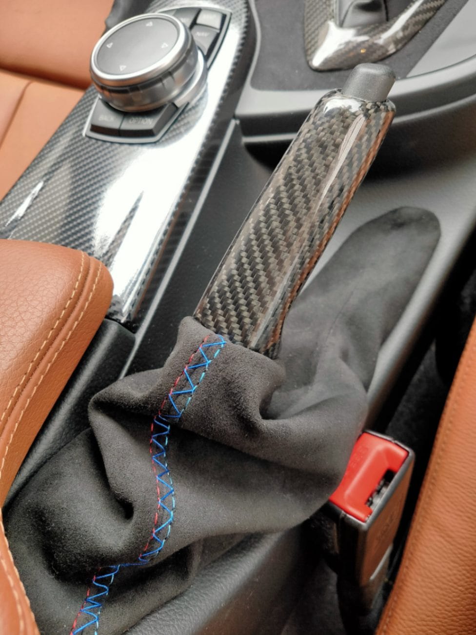 BMW 3シリーズ F30用サイドブレーキブーツ本革＆ウルトラスエード