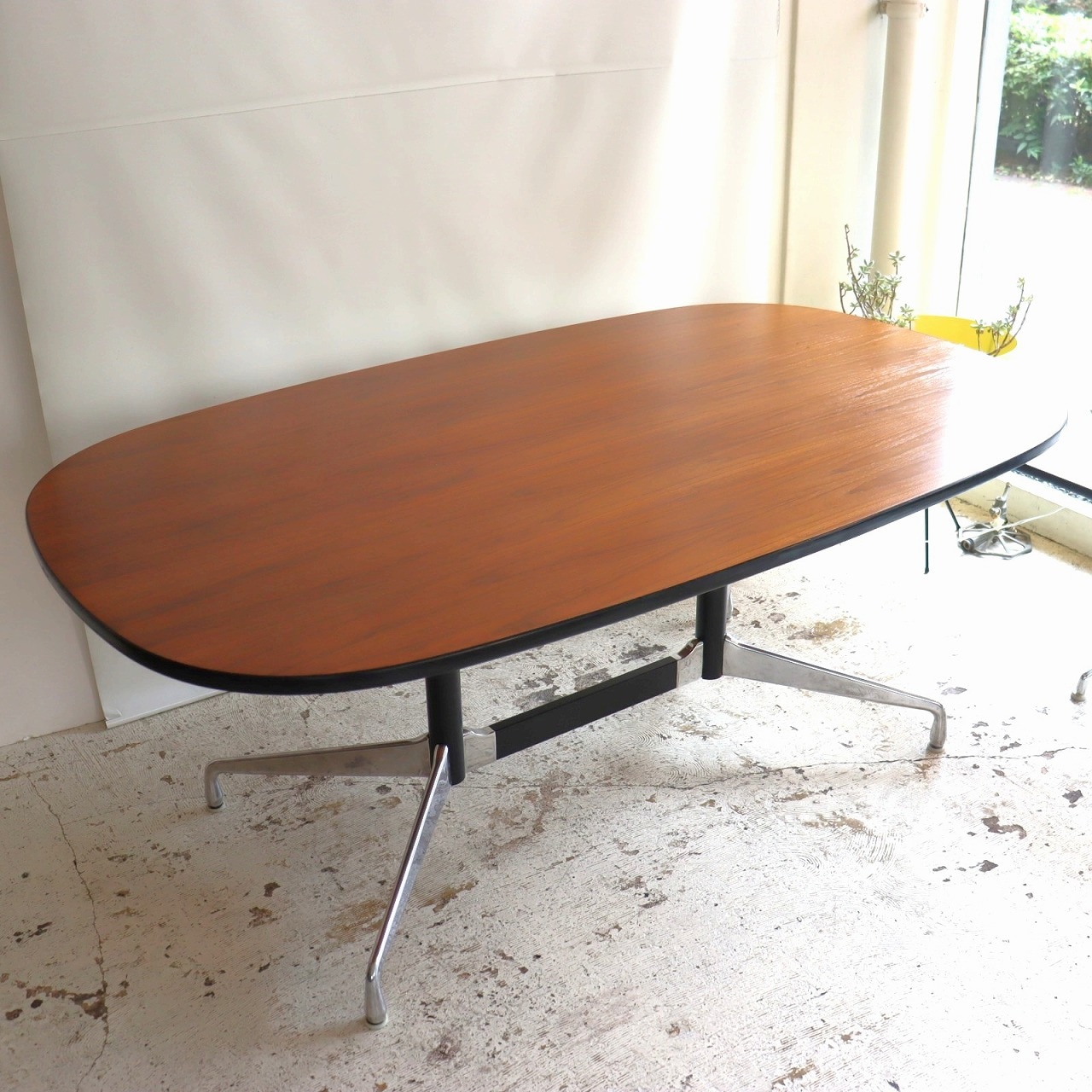 ハーマンミラー製セグメンテッドベーステーブル | ダイニングテーブル