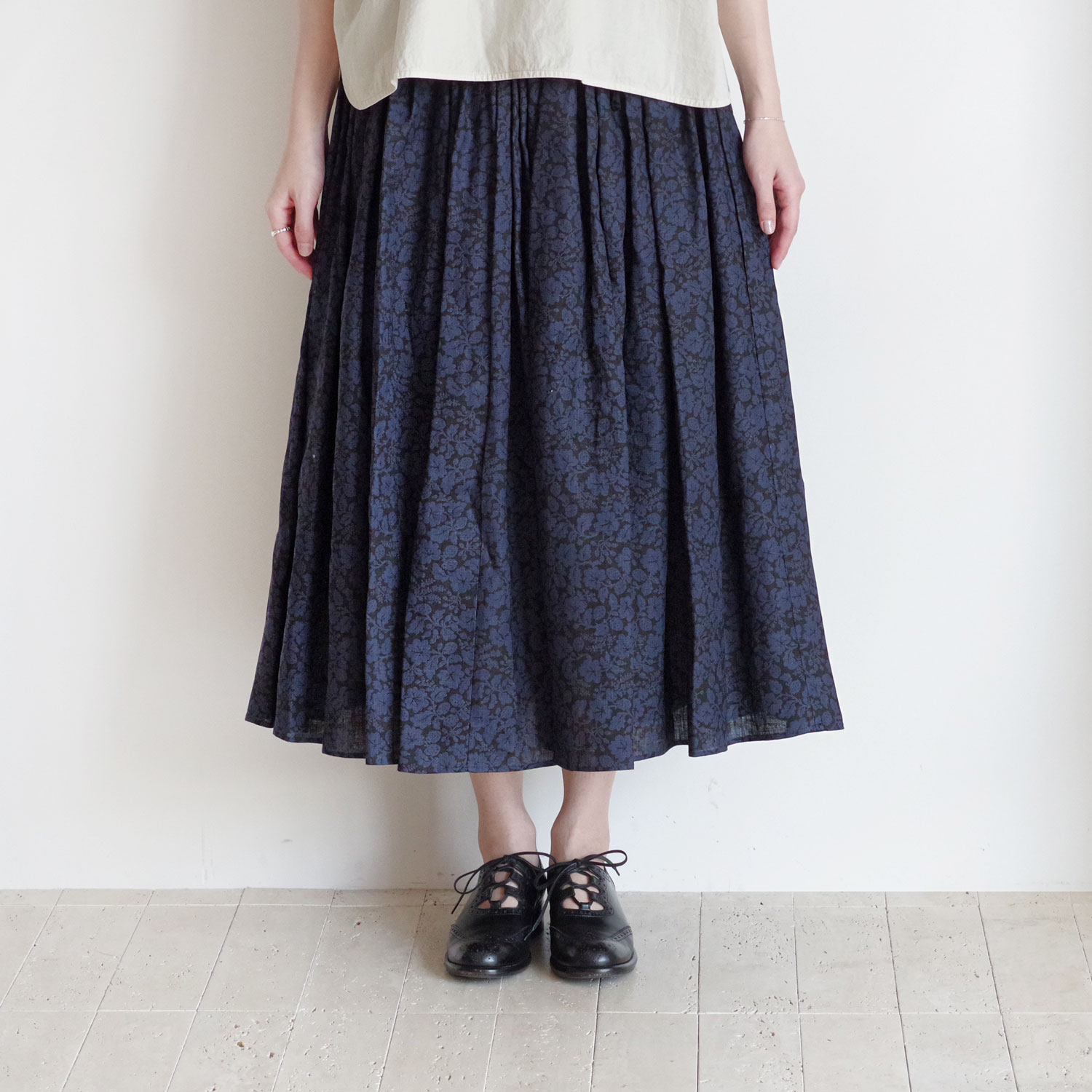 R&D.M.Co- オールドマンズテーラー : WILD BERRY GATHER SKIRT