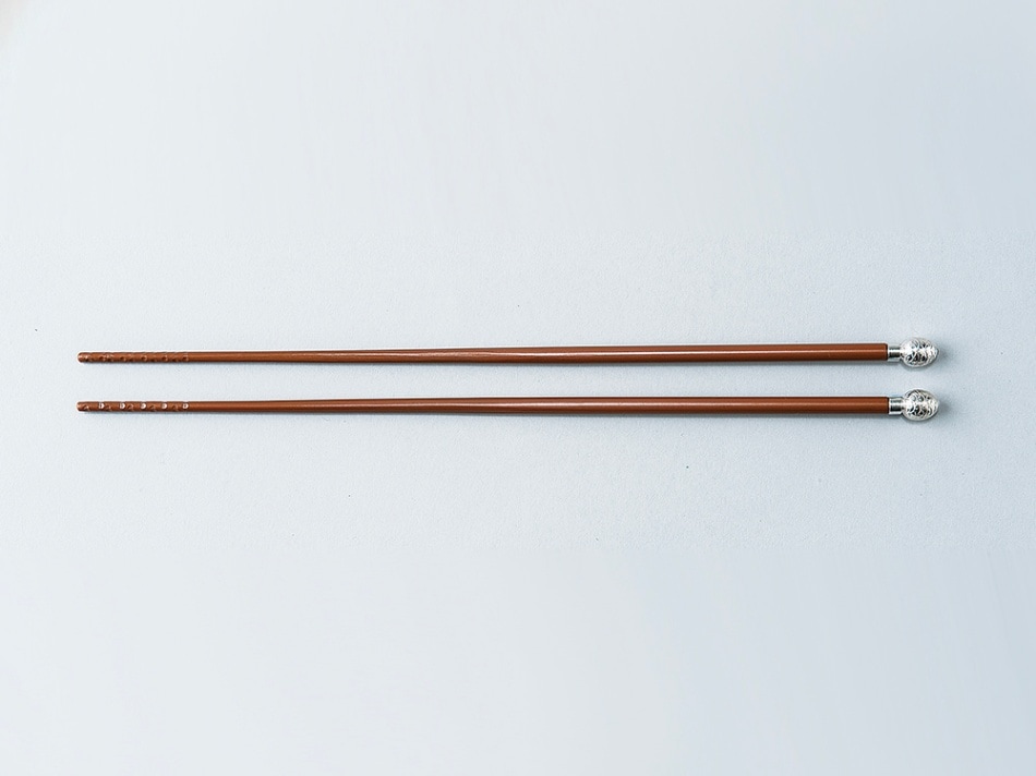 松頭飾火箸 | すべての商品 | 淡交社 茶道具と茶席のきものオンライン