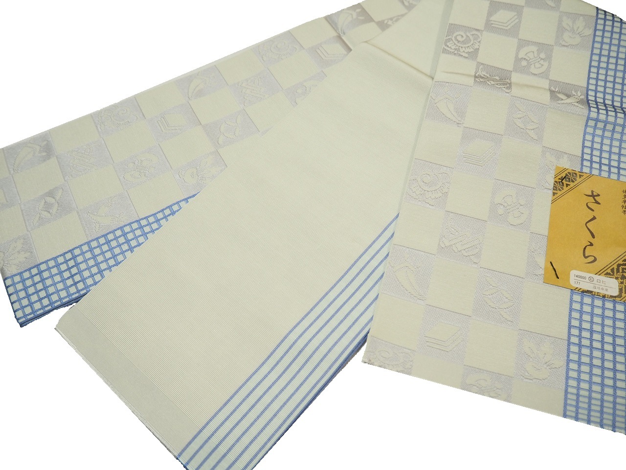 正絹博多織半幅帯「薄グレー色の地に市松模様と薄青色の格子模様