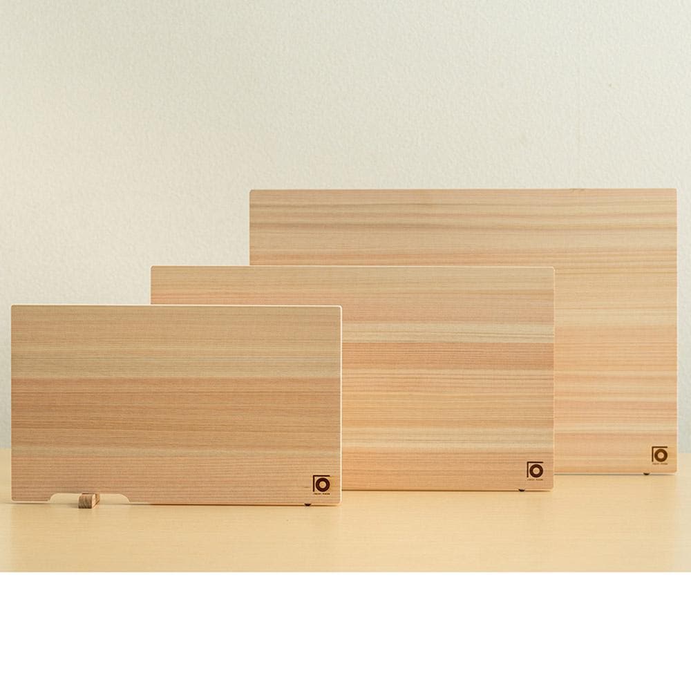 にちにち道具 四万十ひのきのスタンド付まな板 S 18x1.3cm | 卸・問屋
