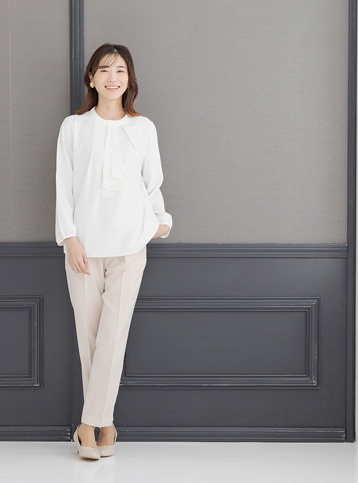 商品番号2006800]スカーフ風ボウタイブラウス |CARETTE 公式オンライン