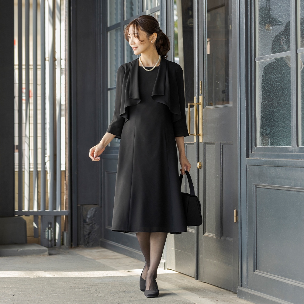 商品番号1001503]ボレロデザインの前開きワンピース |CARETTE 公式