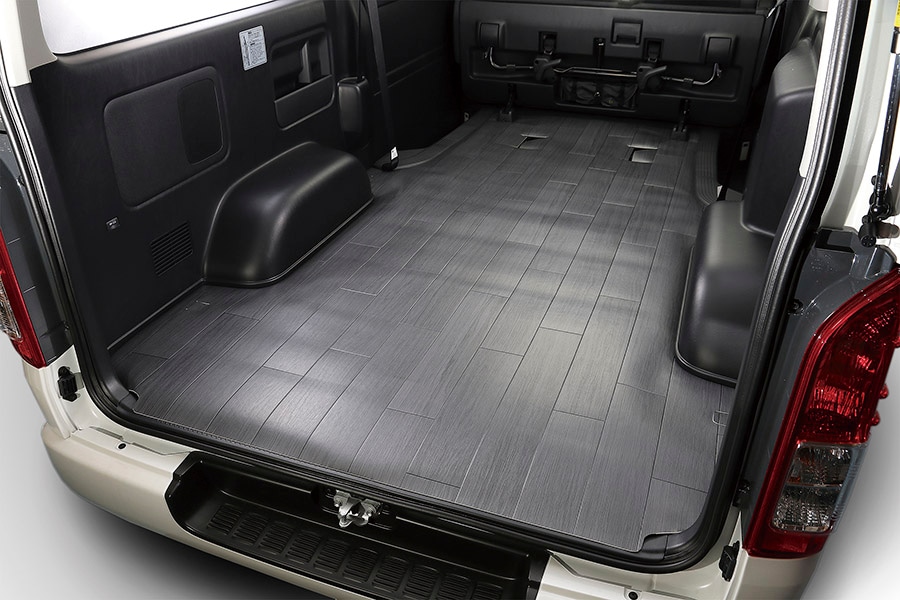 ハイエース CFカーゴマット - ハイエース200系専門店 ユーアイビークル