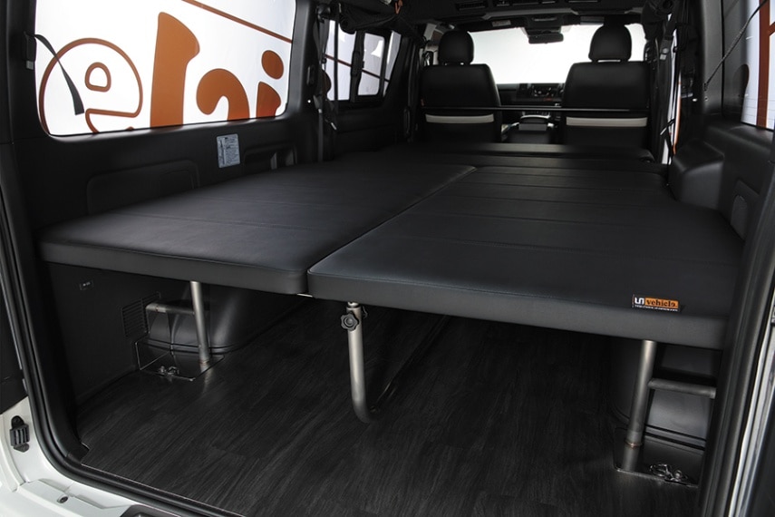 超軽量!!） ハイエース専門店 ユーアイビークル ハイエース200系