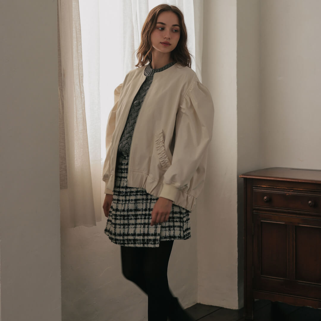 タックスリーブフリルブルゾン(IVORY) | すべての商品 | UN MINOU