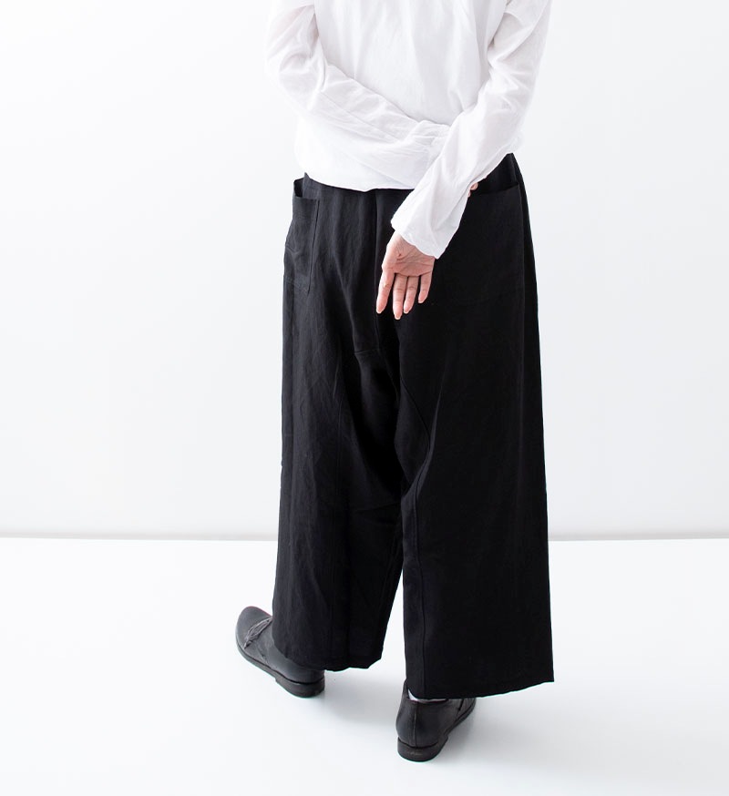 黒いポリエステル製ワイドパンツ BR-P038 黒いポリエステル製ワイドパンツ BR-P038