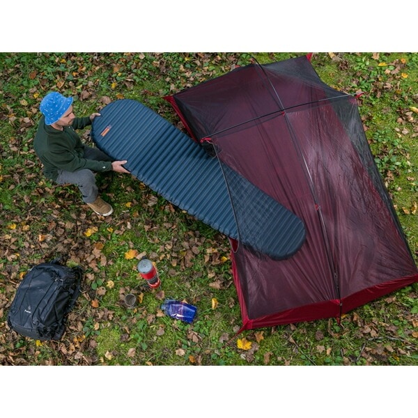 THERM A REST ネオエアーウーバーライト レギュラーサイズ [サーマレスト]