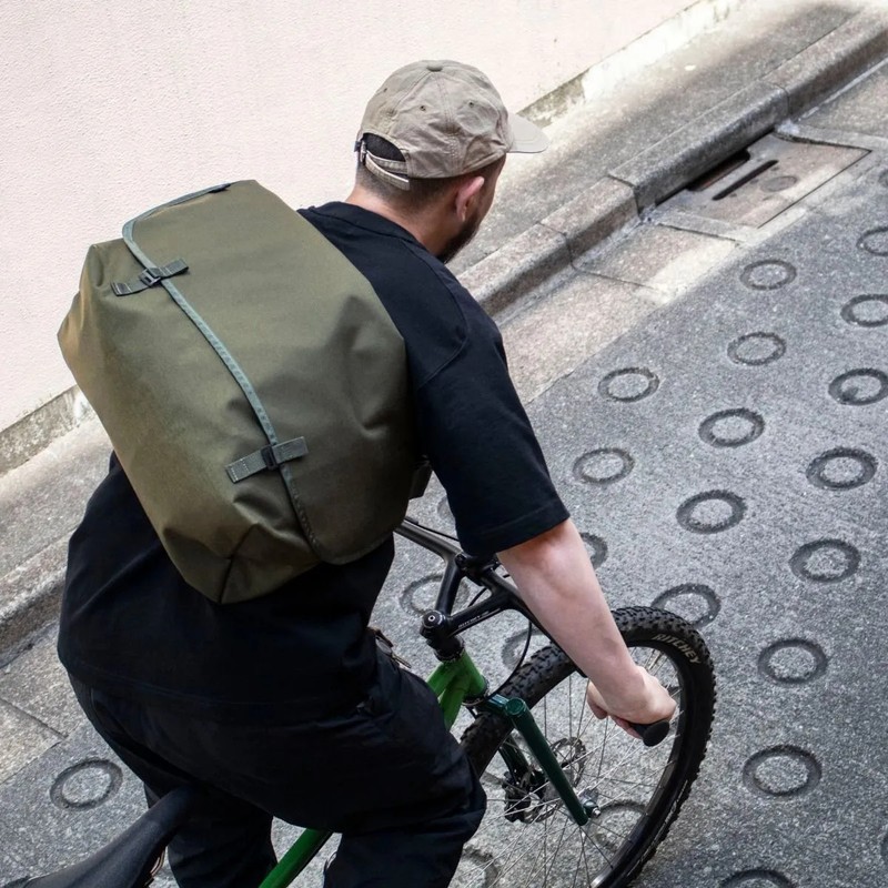 BLUE LUG the messenger bag navy [ブルーラグ]