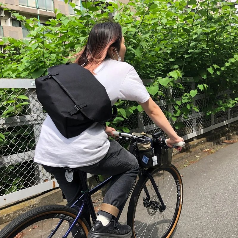 BLUE LUG the messenger bag half black [ブルーラグ]