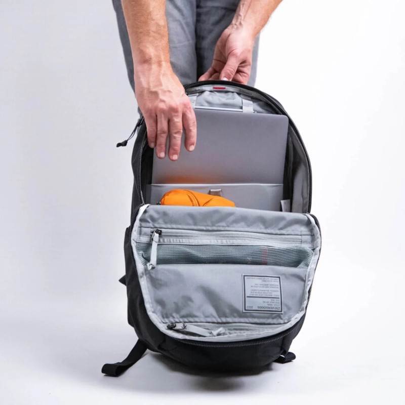 当日出荷可] EVERGOODS CHZ26 - Civic Half Zip 26L Solution Black