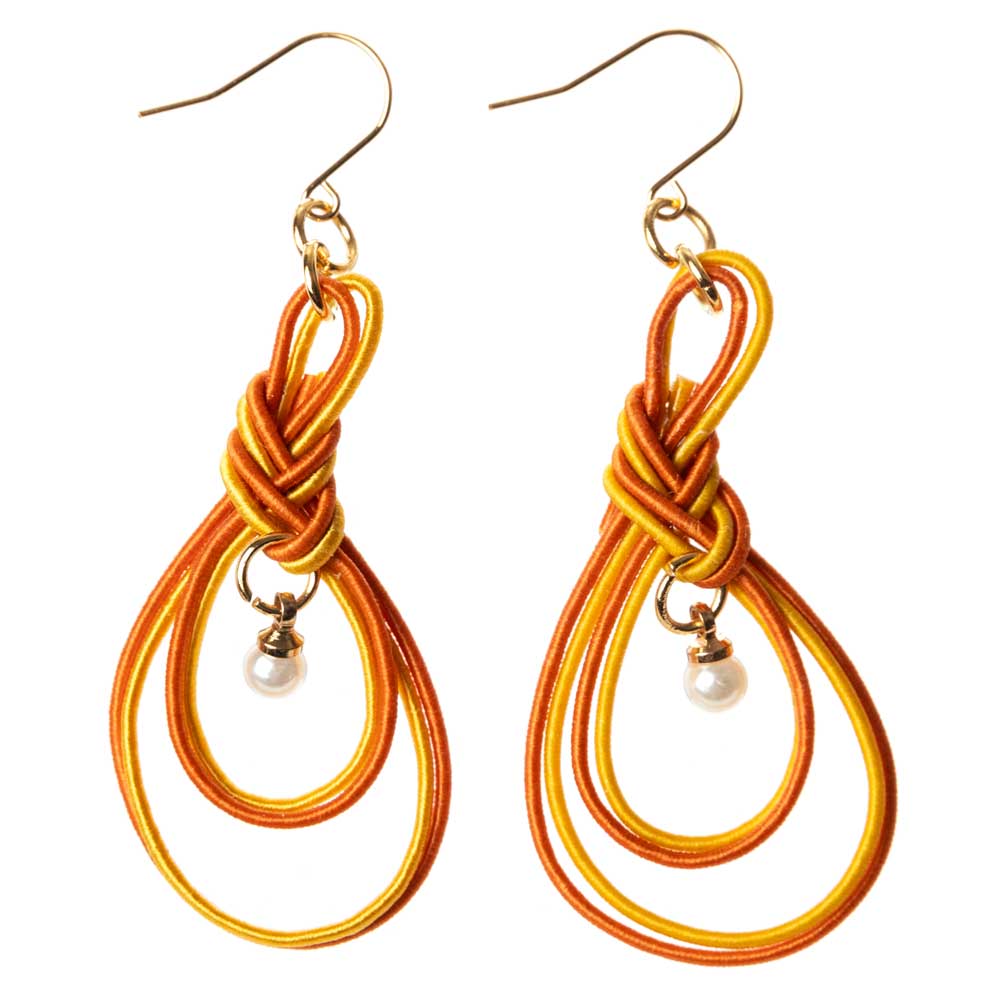 kyuu -きゅう- みょうが結びピアス ベージュ 就労支援事業所で製作され