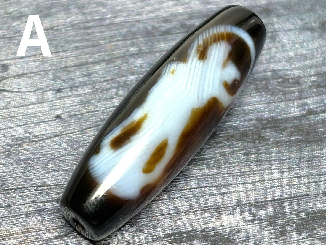 チベット 双弁財天天珠 ( 至純天珠 ) / dZi beads