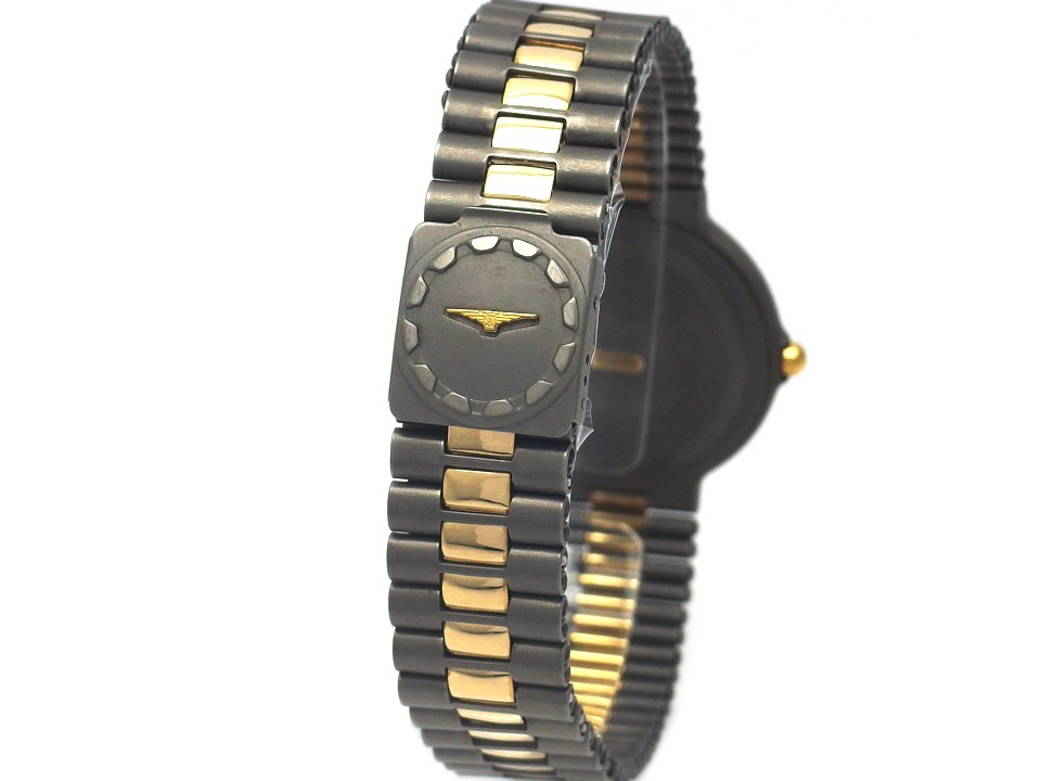 ロンジン コンクエストVHP チタニウム 4990.9.657 クオーツ 1989年頃