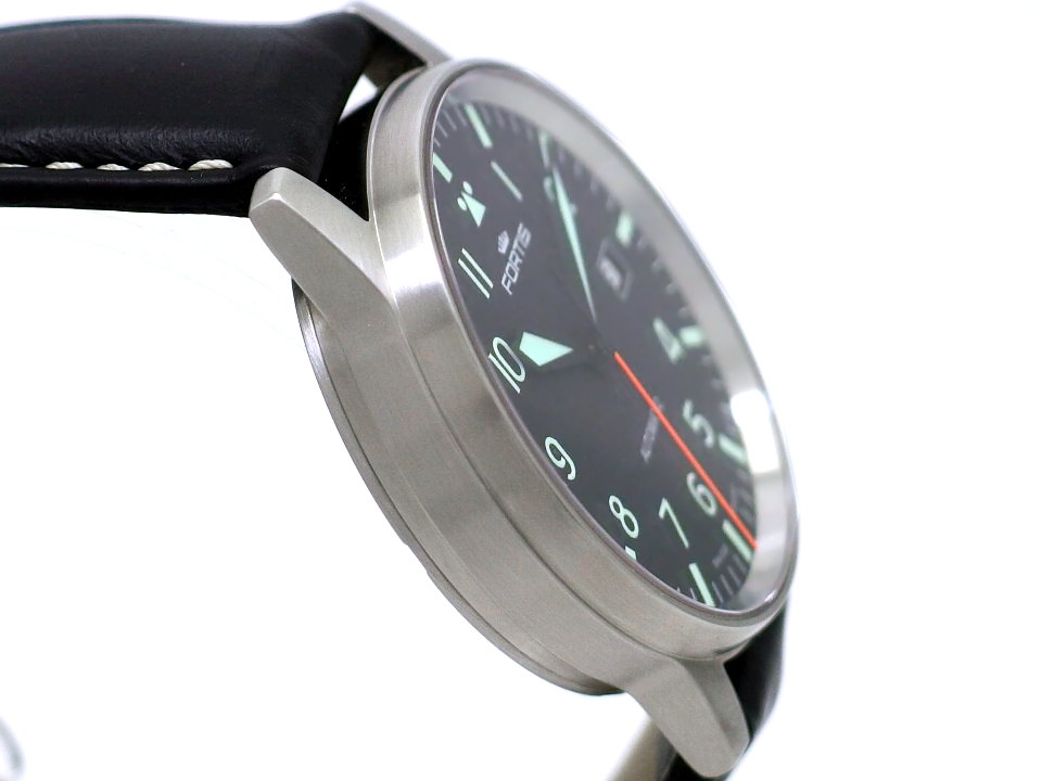 美品】フォルティス フリーガー クラシック デイト 40mm 595.11.46.3