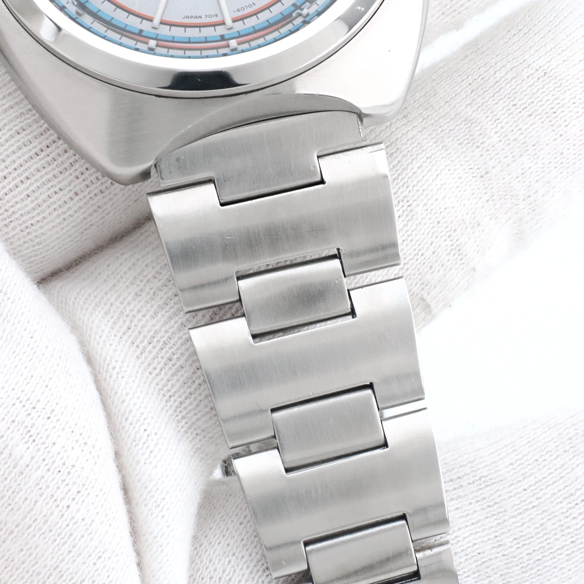 セイコー 5スポーツ 7019-6040 グレー文字盤 21石 自動巻 OH済 昭和46