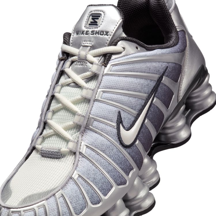 NIKE FA25 NIKE SHOX TL PRINT メタリックシルバー/サミットホワイト