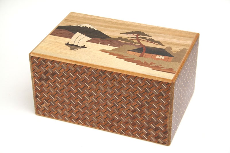秘密箱14回仕掛け 二重底 山水 | 秘密箱 | 寄木細工専門店 箱根丸山物産