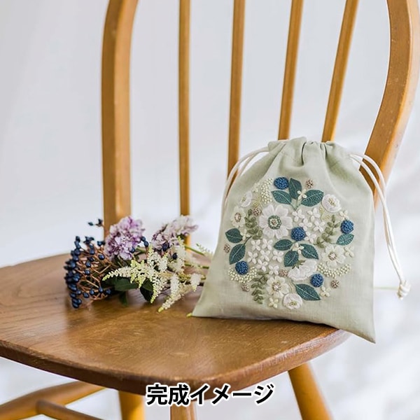 刺しゅうキット 『yulaのこころ躍る草花刺繍 可憐なフラワーサーク