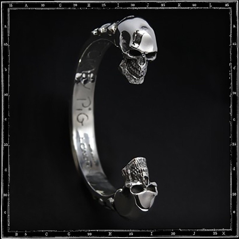 TWO SKULLS BANGLE - HEAVY | クレイジーピッグ公式オンラインストア