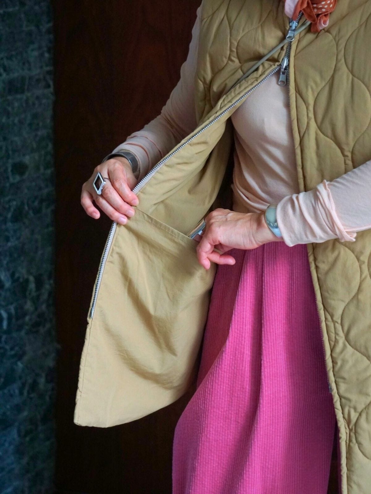 残りわずか】キルティングベスト ベージュ | OUTERS | ko by keiko