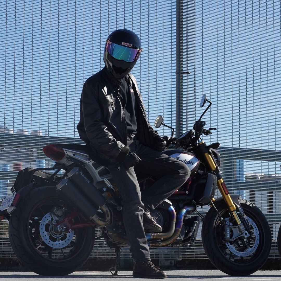 SIMPSON DIAMONDBACK ブラック | SIMPSONヘルメット公認オンラインストア