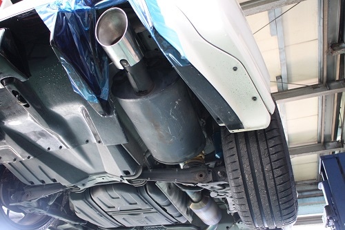 ホンダ シビックタイプR 純正マフラー加工 【型式：ABA－FD2