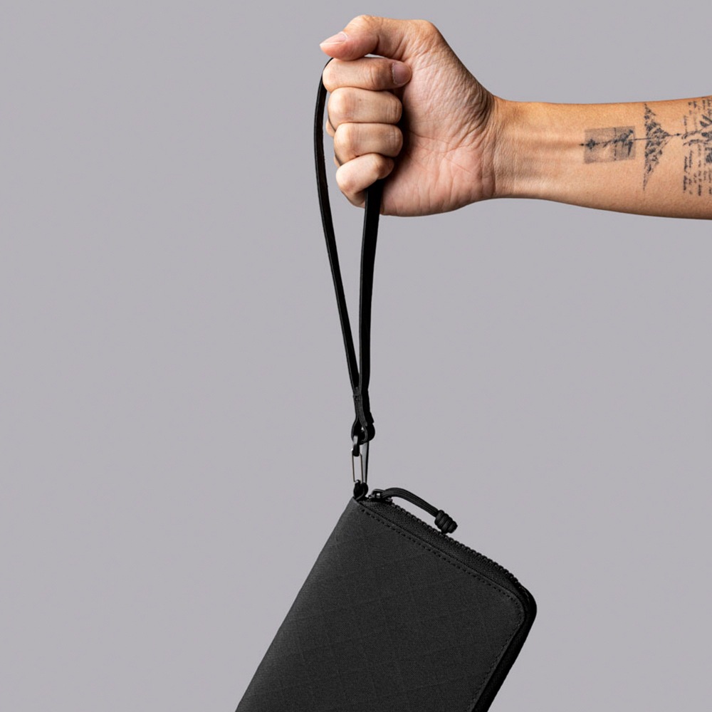 ZIP PASSPORT WALLET | ACCESSORIES | 【公式】ALPAKA (アルパカ)