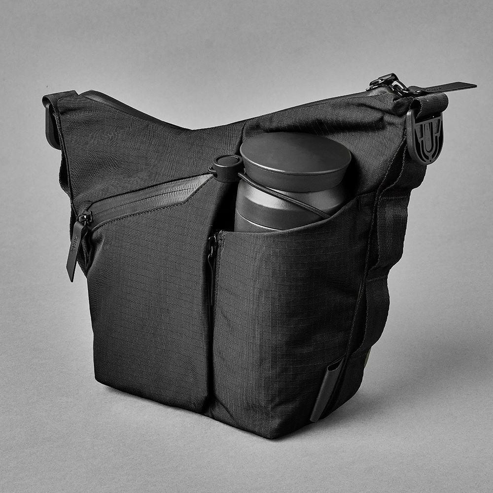FLOW SATCHEL 2L | SLING & SHOULDER | 【公式】ALPAKA (アルパカ)