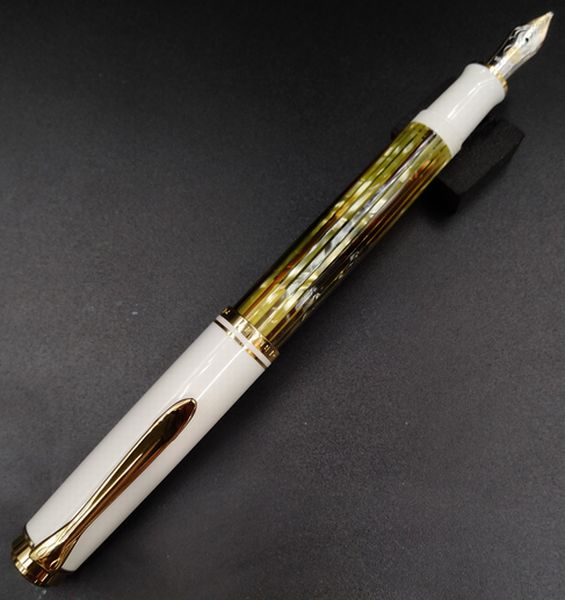 Pelikan ペリカン スーベレーン M400 ホワイトトータス White Tortoise