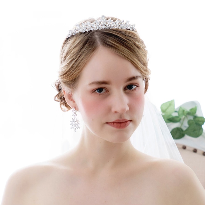 ブライダルアクセサリーのアンナンウェディング