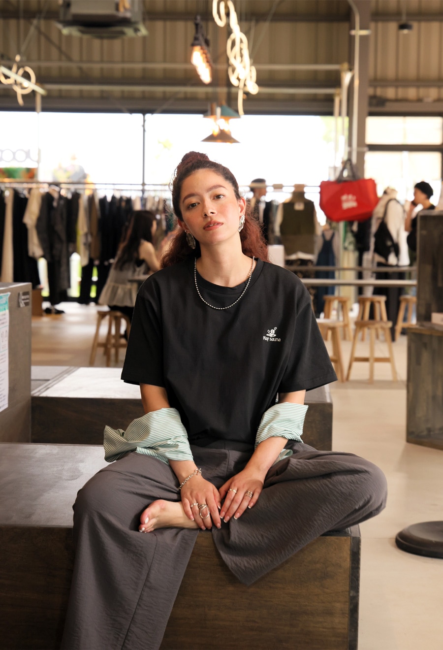 ロゴTシャツ Tシャツ レディース トップス 半袖 送料無料・(100)メール