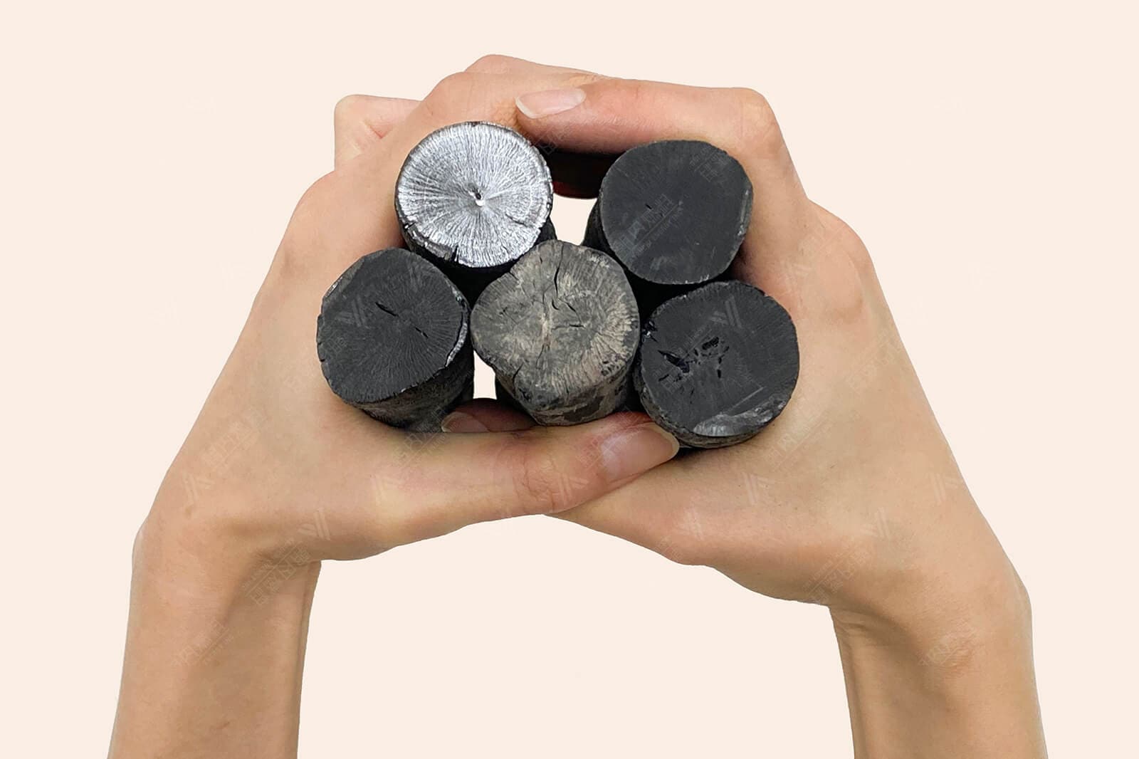 土佐備長炭 備小丸 通販【こだわり品質・送料無料】｜朝内燃料