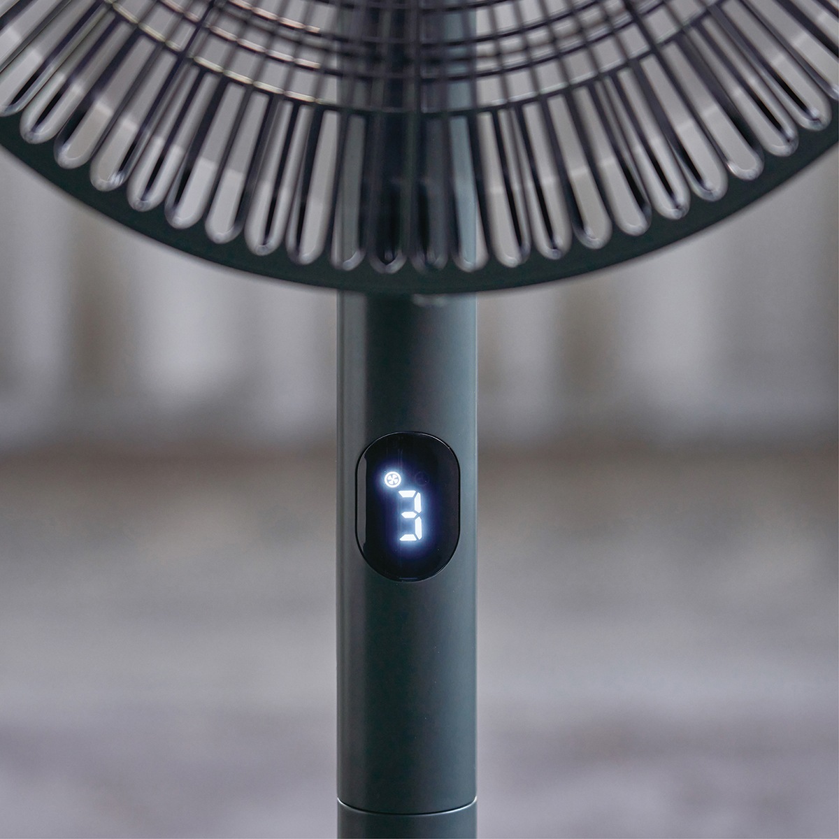 ENEMATE ソーラーパワーリビングファン AEF-900R | ENEMATE